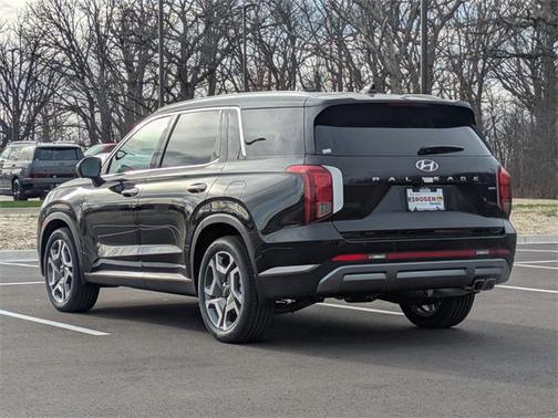 2025 Hyundai PALISADE SEL Premium