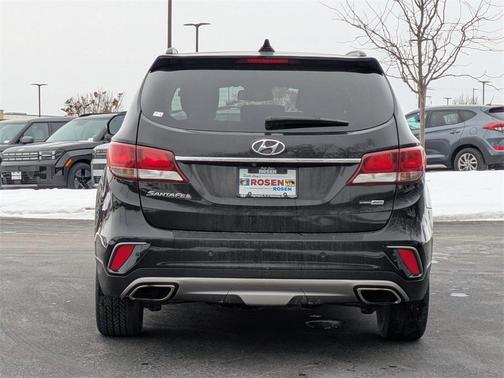 2017 Hyundai SANTA FE SE Ultimate