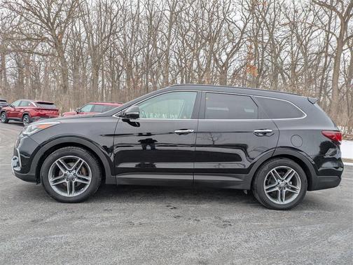 2017 Hyundai SANTA FE SE Ultimate