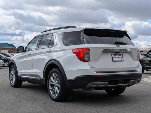 Star White Metallic Tri-Coat 2020 Ford Explorer XLT
