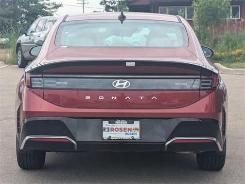 2025 Hyundai SONATA SEL