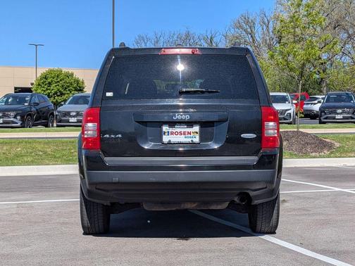 Black Clearcoat 2014 Jeep Patriot Latitude