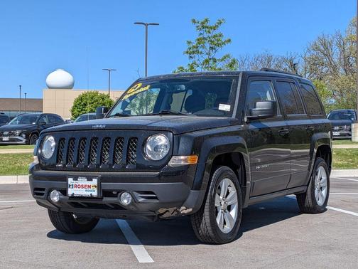 Black Clearcoat 2014 Jeep Patriot Latitude