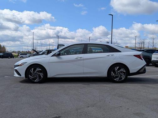 2025 Hyundai ELANTRA Sport