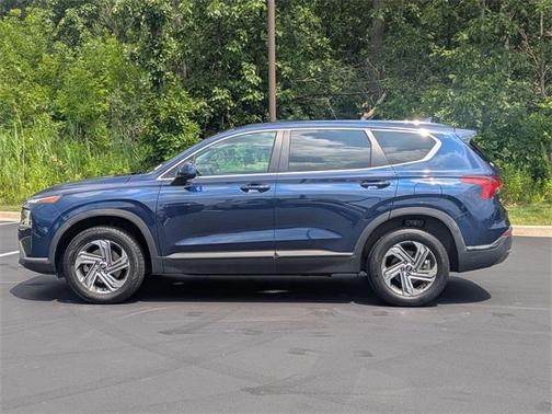 2022 Hyundai SANTA FE SE