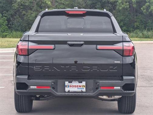 2025 Hyundai SANTA CRUZ SEL Activity