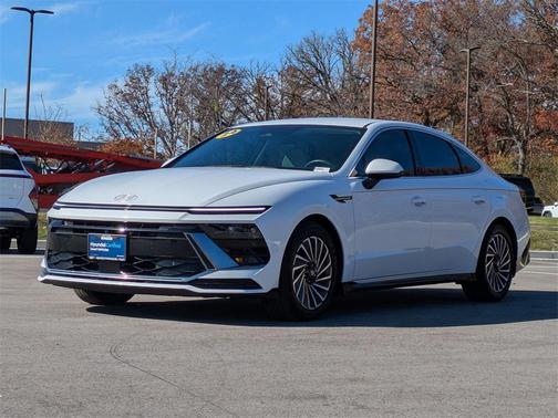 2024 Hyundai SONATA Hybrid SE
