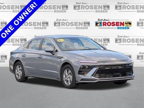 2025 Hyundai SONATA SE