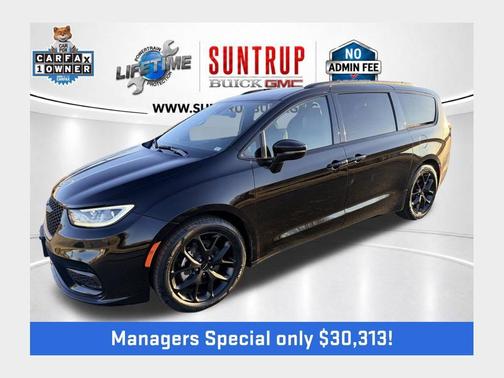 Diamond Black 2025 Chrysler Pacifica Limited