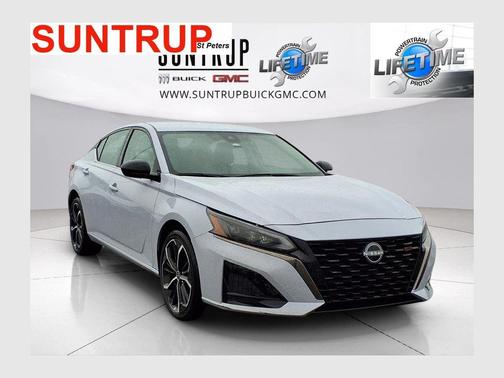 2025 Nissan Altima SR