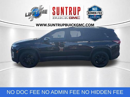 Mosaic Black Metallic 2023 Chevrolet Traverse LT Cloth