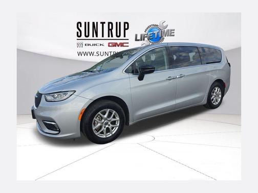 Silver Mist Clearcoat 2024 Chrysler Pacifica Touring-L