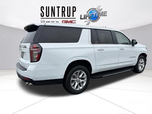 Summit White 2023 Chevrolet Suburban Premier