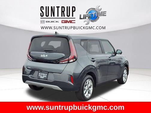 2024 Kia Soul LX