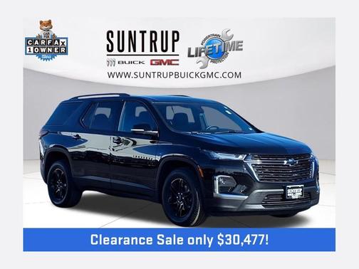 2023 Chevrolet Traverse LT Cloth