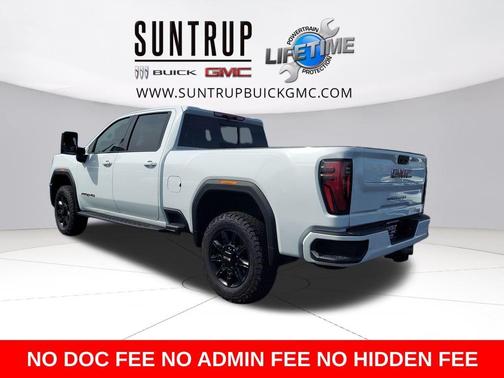 Summit White 2024 GMC Sierra 2500 AT4