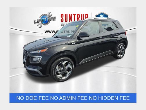 Onyx Black 2025 Hyundai VENUE SEL