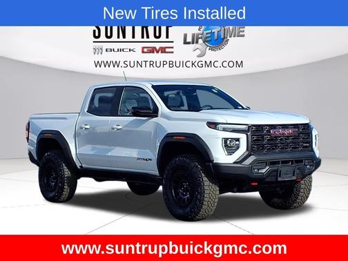 2024 GMC Canyon AT4X
