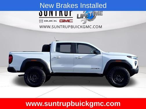 2024 GMC Canyon AT4X