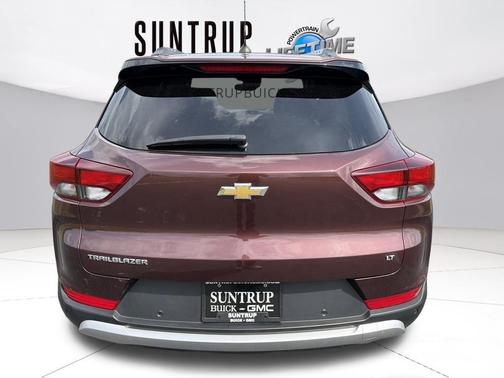 Mahogany Red Metallic 2022 Chevrolet Trailblazer LT