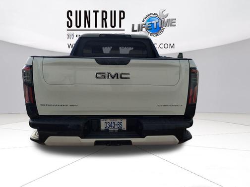 2025 GMC Sierra EV Denali