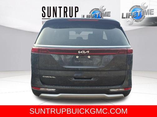 2024 Kia Carnival LX