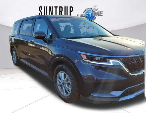 2024 Kia Carnival LX