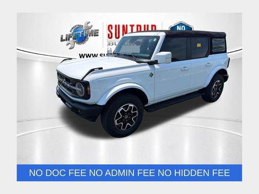 Oxford White 2024 Ford Bronco Outer Banks