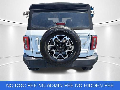 Oxford White 2024 Ford Bronco Outer Banks