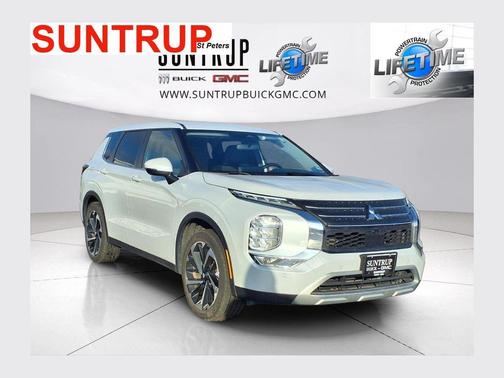 2024 Mitsubishi Outlander SE