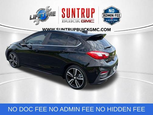 Black 2017 Chevrolet Cruze LT