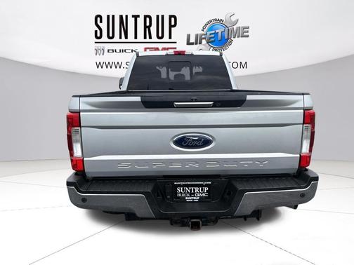 Ingot Silver 2019 Ford F-250 Lariat