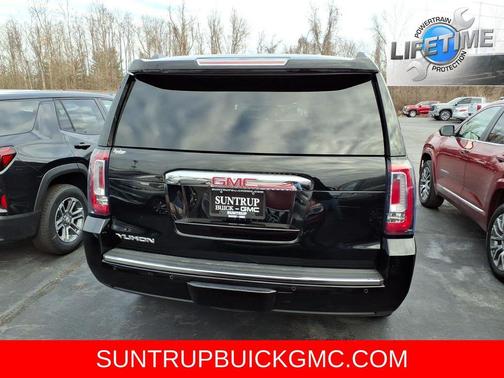 2017 GMC Yukon Denali