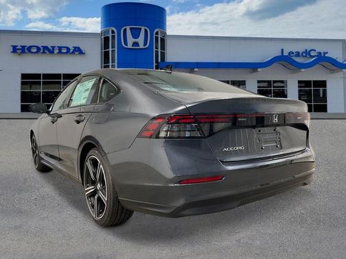 Meteorite Gray Metallic 2026 Honda Accord SE