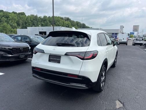 Platinum White Pearl 2024 Honda HR-V EX-L