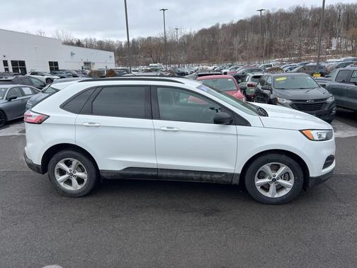 2020 Ford Edge SE