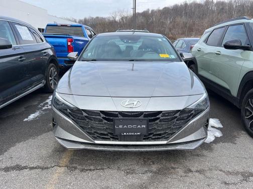 Metal 2023 Hyundai ELANTRA SEL