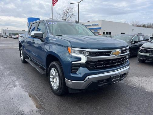 Lakeshore Blue Metallic 2024 Chevrolet Silverado 1500 LT