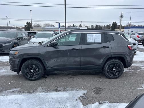 2023 Jeep Compass Latitude