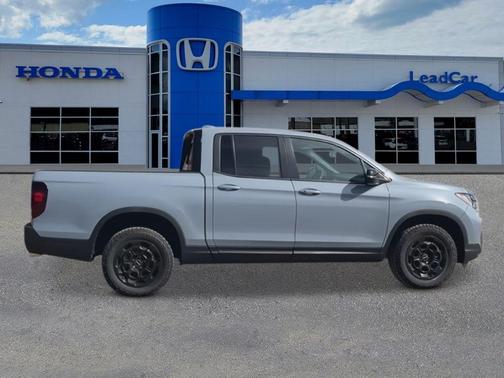 Sonic Gray Pearl 2026 Honda Ridgeline TrailSport+