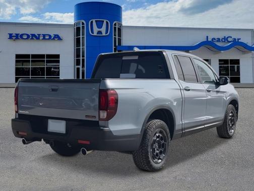 Sonic Gray Pearl 2026 Honda Ridgeline TrailSport+