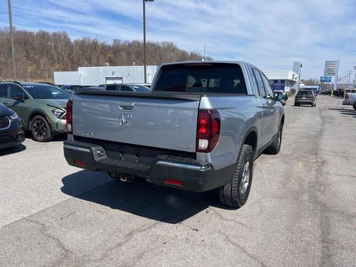 Lunar Silver Metallic 2019 Honda Ridgeline RTL