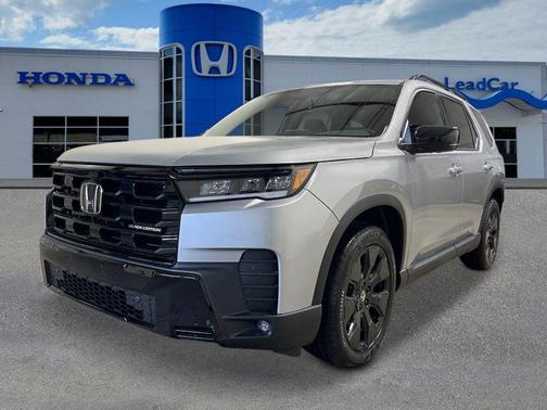 Solar Silver Metallic 2026 Honda Pilot Black Edition