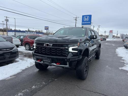 2023 Chevrolet Silverado 1500 ZR2