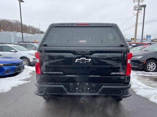 2023 Chevrolet Silverado 1500 ZR2