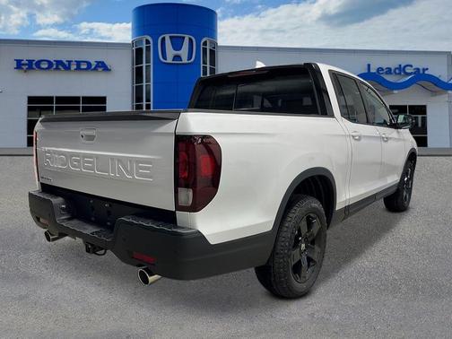 Platinum White Pearl 2026 Honda Ridgeline Black Edition