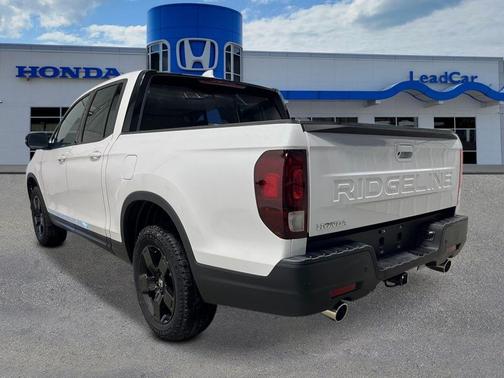 Platinum White Pearl 2026 Honda Ridgeline Black Edition