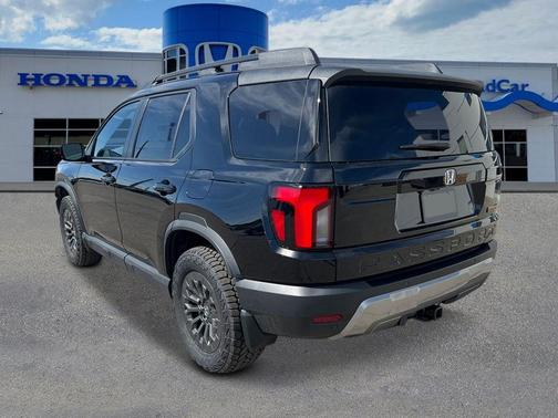 Crystal Black Pearl 2026 Honda Passport TrailSport