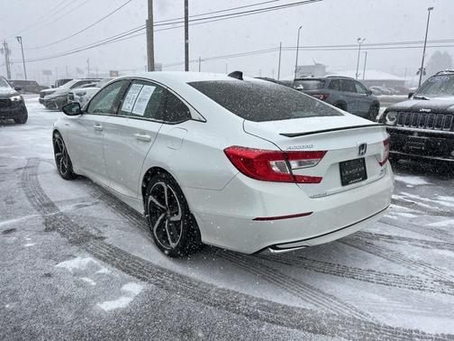 2022 Honda Accord Hybrid Sport