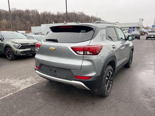 Sterling Gray Metallic 2023 Chevrolet Trailblazer LT
